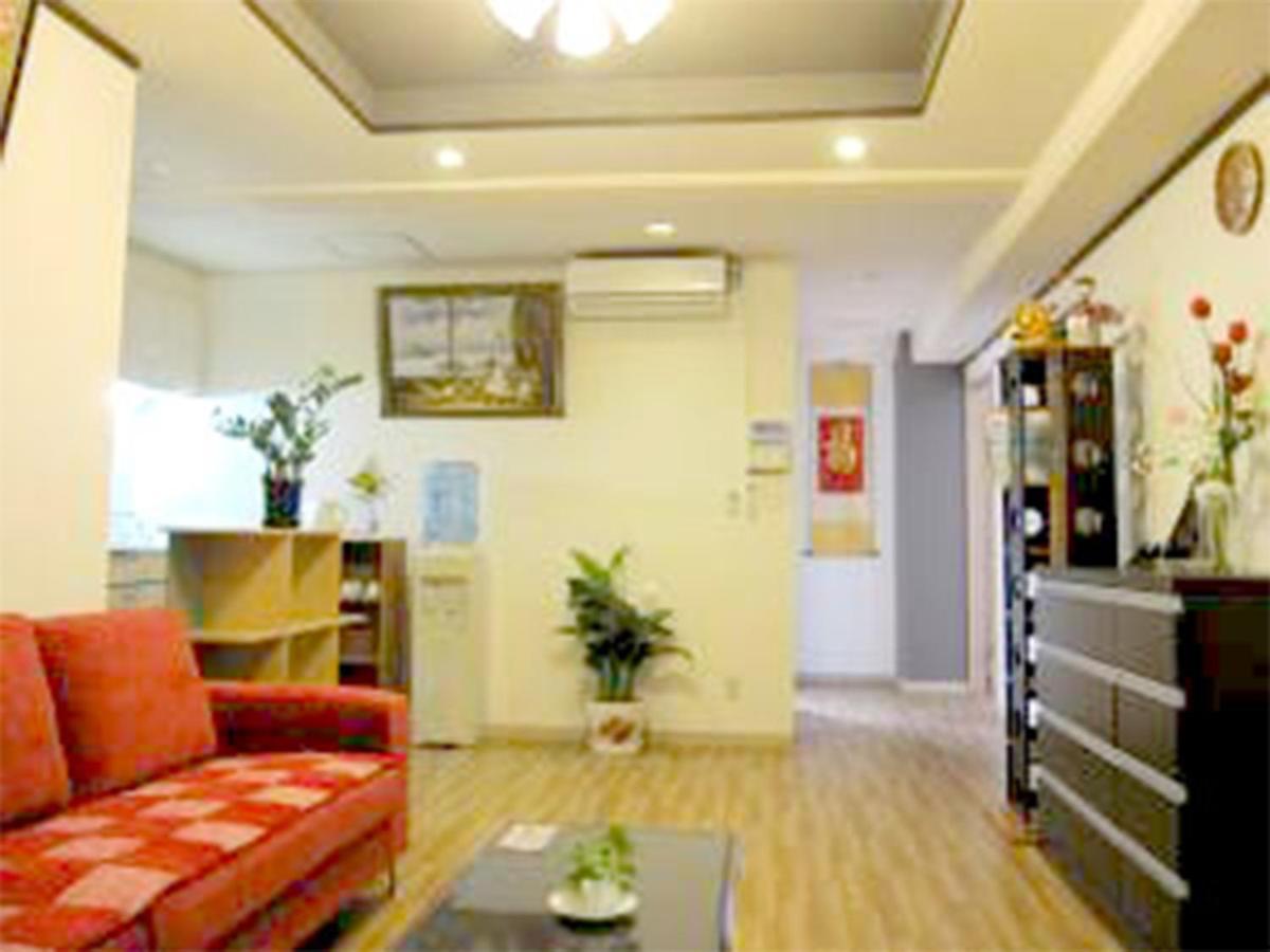 Guest House Fukutomi - Female Only Наха Екстериор снимка