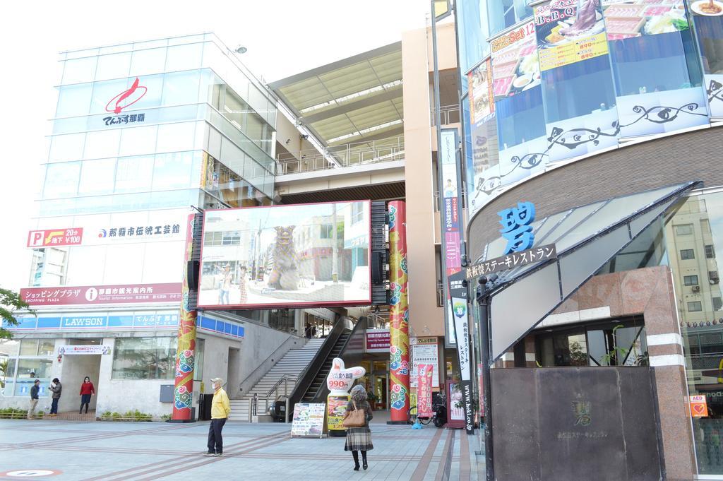 Guest House Fukutomi - Female Only Наха Екстериор снимка