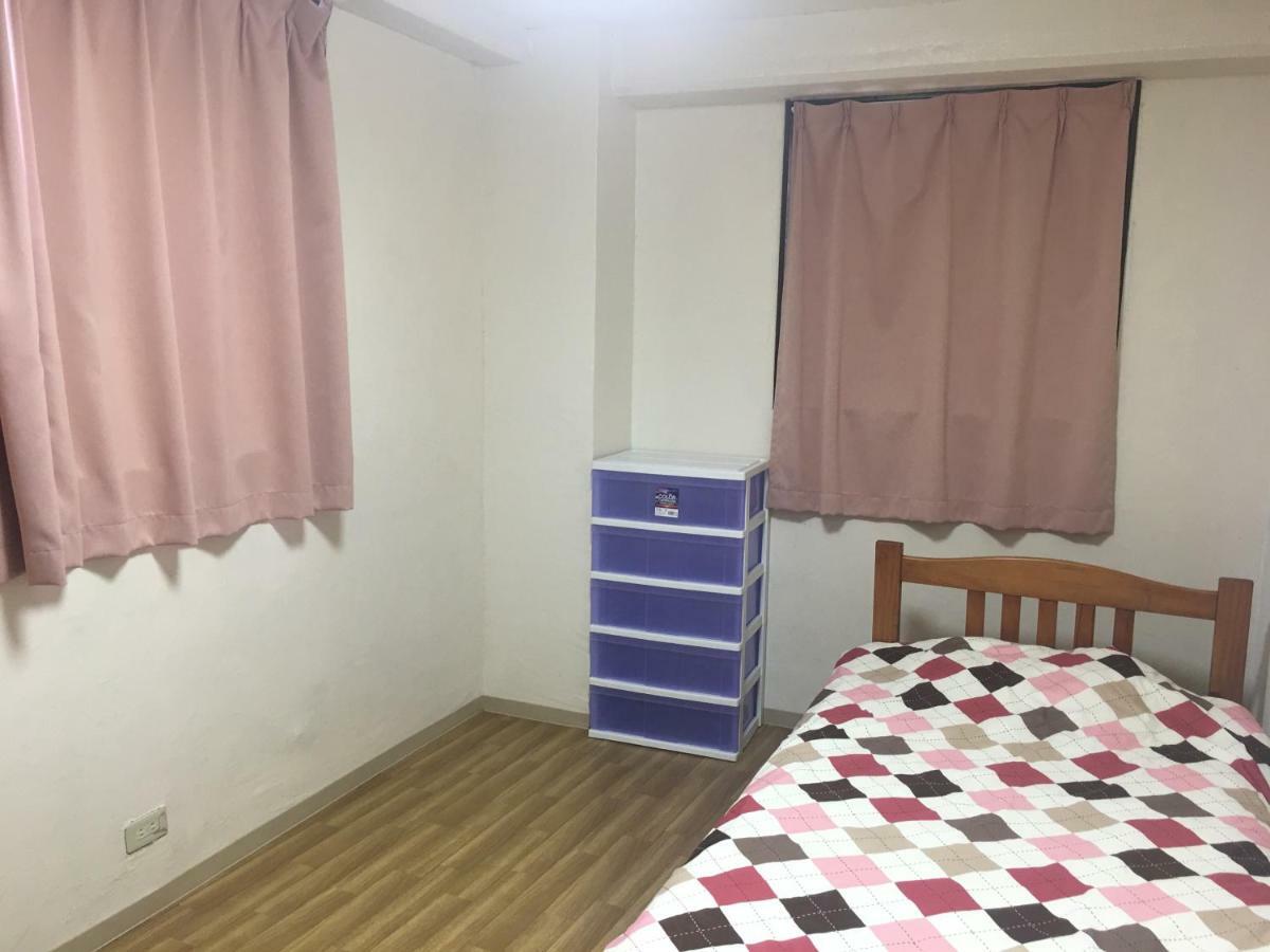 Guest House Fukutomi - Female Only Наха Екстериор снимка