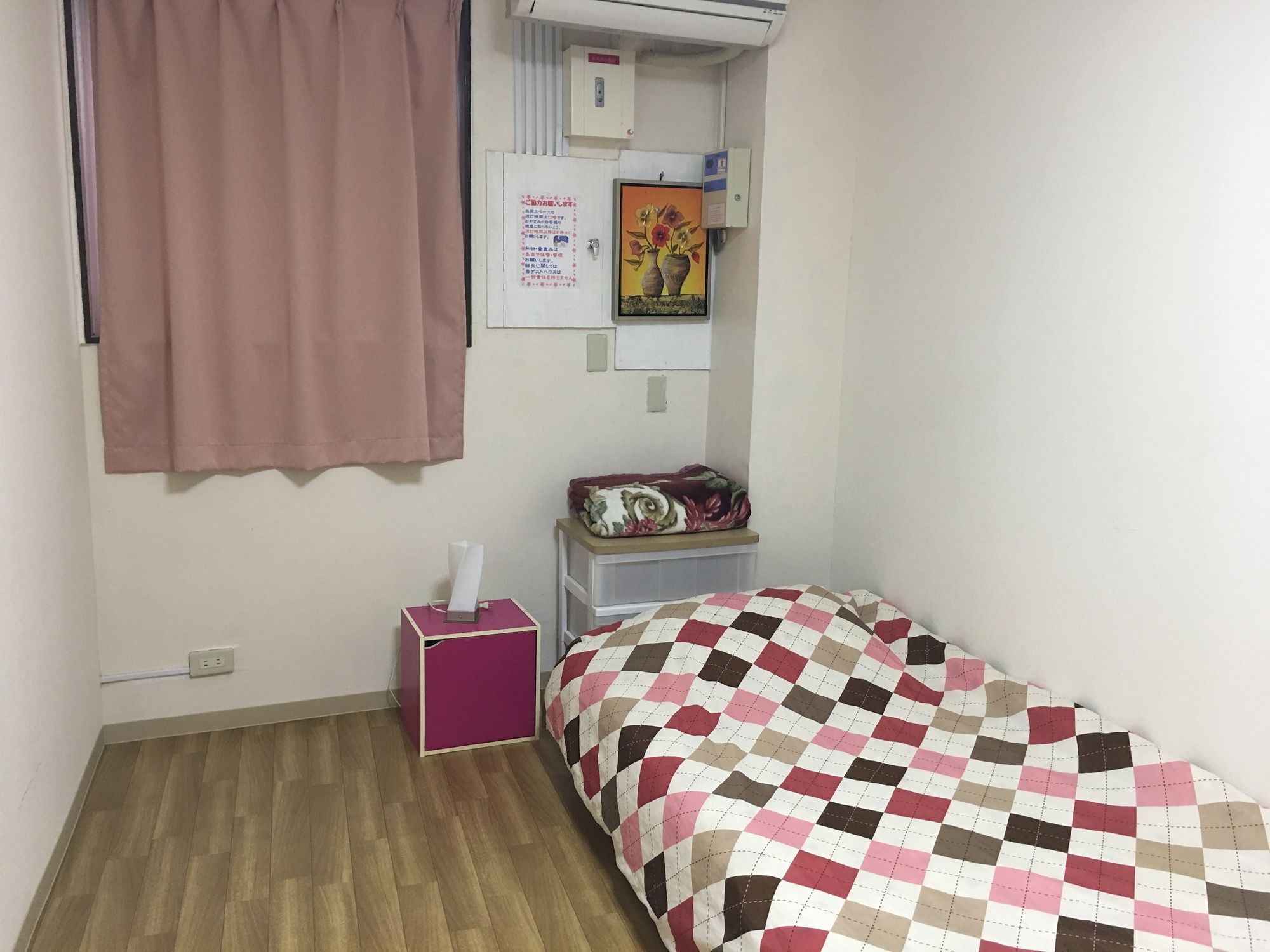 Guest House Fukutomi - Female Only Наха Екстериор снимка